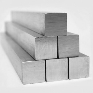 Квадрат стальной