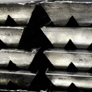 Чушка свинцовая