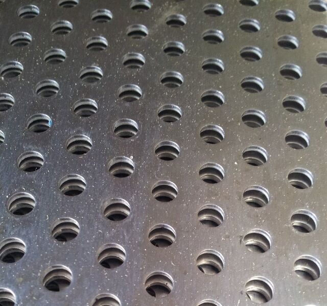 Лист нержавеющий перфорированный