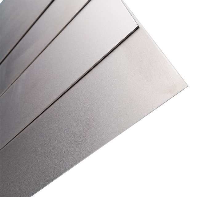 Гафниевый лист