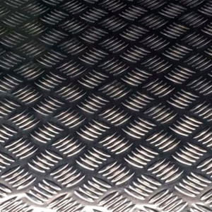 Лист рифленый дюралевый