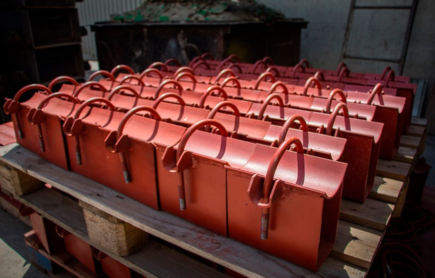 Опоры хомутовые