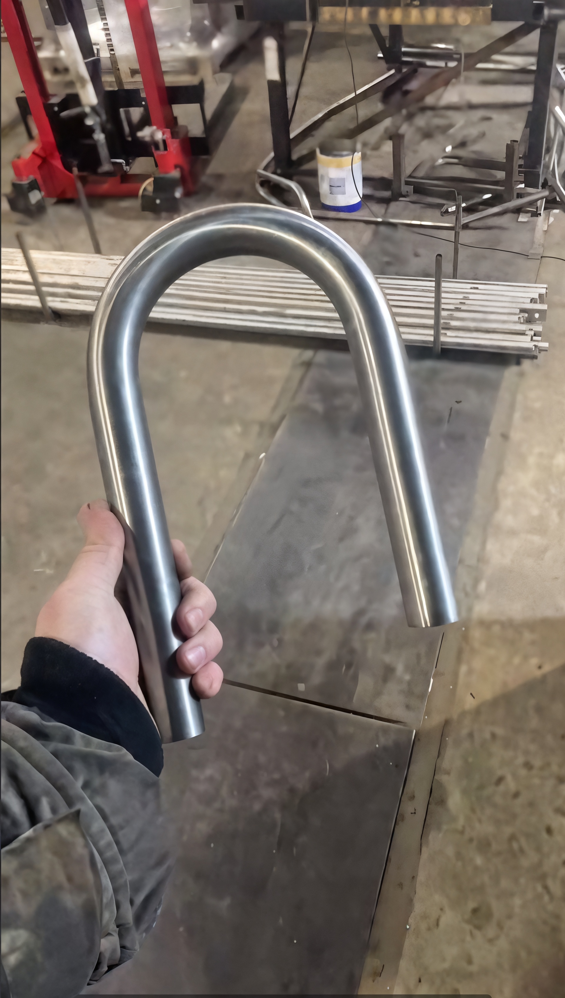 Гибка нержавеющей трубы 32х3