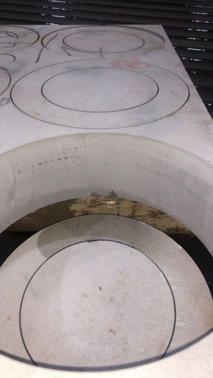 Гидроабразивная резка плиты 20Х23Н18