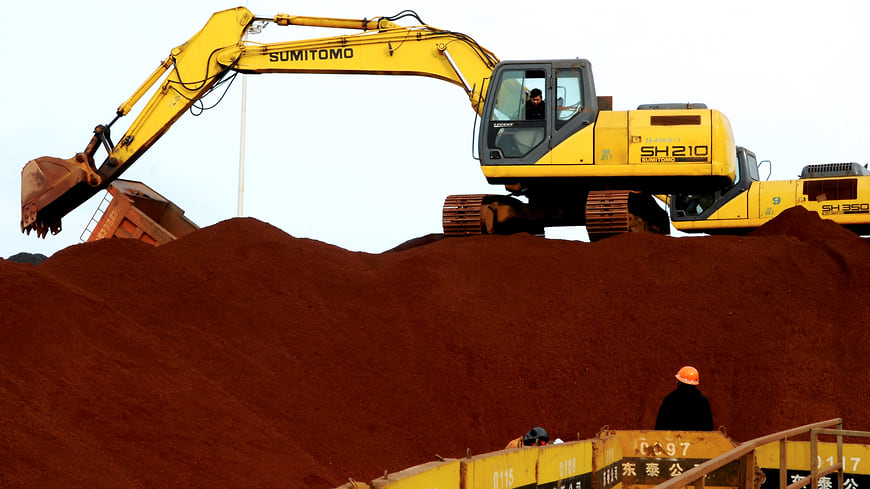 Металлы и сырье дрогнули