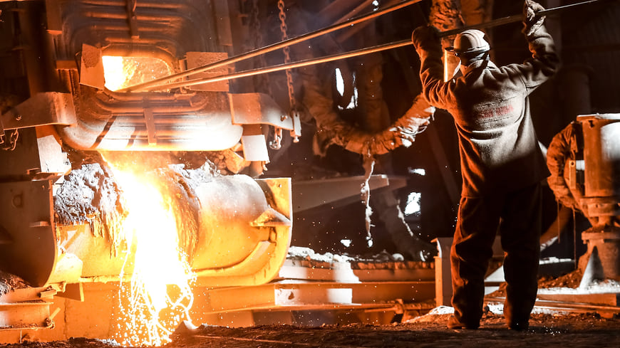 Металл крепят издержками