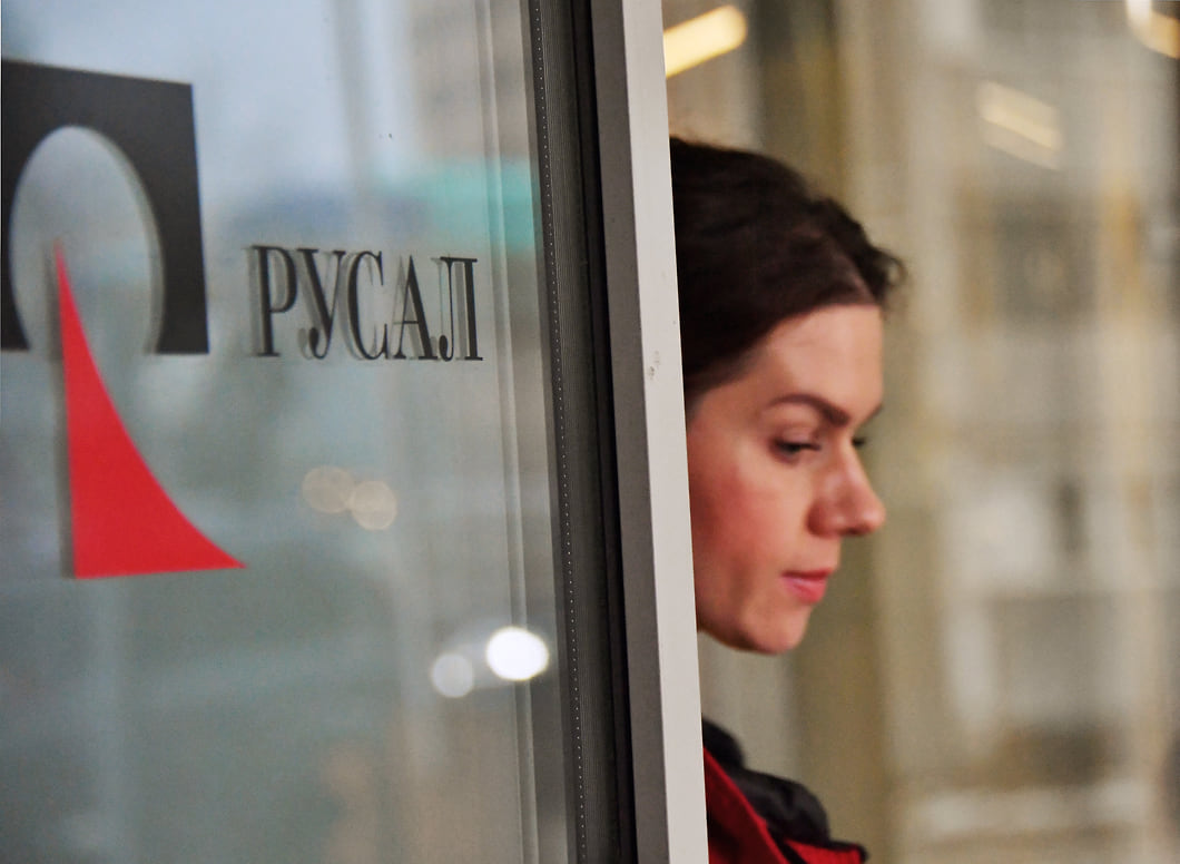 Склады не выдержали объема